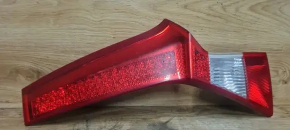 Volvo V70 Tailgate rear/tail lights 30678546