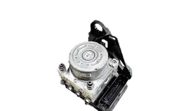 Volkswagen PASSAT B8 ABS Pump 5Q0614517GD