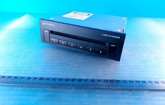 Volkswagen Touran I CD/DVD changer 1T0035110A 1DINCDC VWZ3Z8E7635543