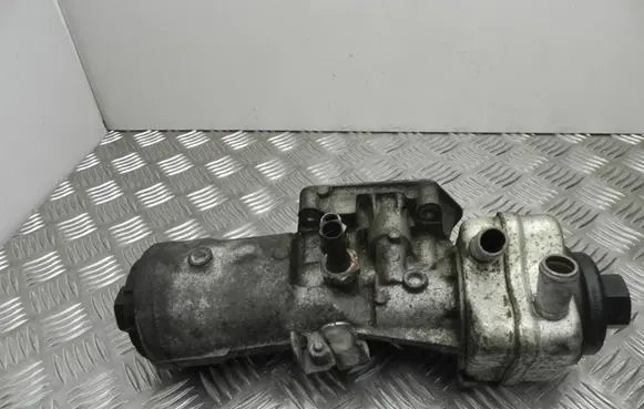 Skoda Octavia Mk2 (1Z) other engine part 045115389E VD11390