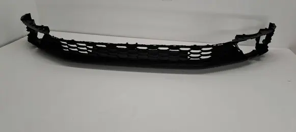 Front bumper lip