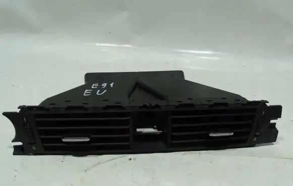 BMW 3 E90 E91 Dash center air vent grill 6924082A