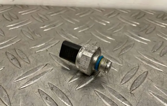 Ford Focus Fuel pressure sensor GN1A9D290BA