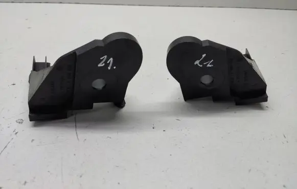 BMW 3 E46 Front bumper mounting bracket 7030620 7030619 51117030619