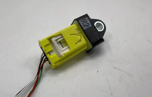 Toyota Yaris XP210 Airbag deployment crash/impact sensor 898310D140