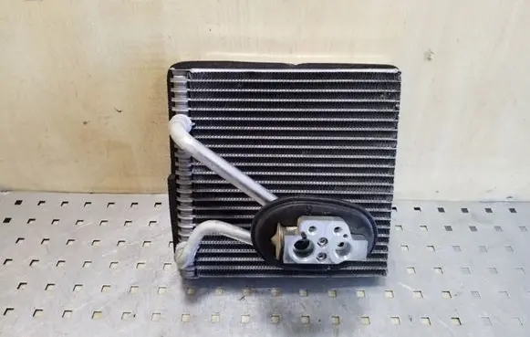 Air conditioning (A/C) radiator (interior)