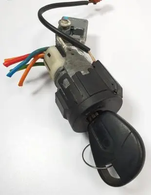 Peugeot Partner Ignition lock 9663123280