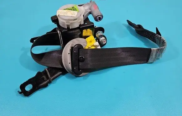 Hyundai ix35 Front seatbelt 888102Y200 IMPRK1417947
