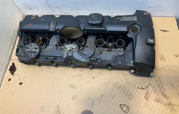 BMW 3 E92 E93 Rocker cam cover 7575561 6827828 70302809