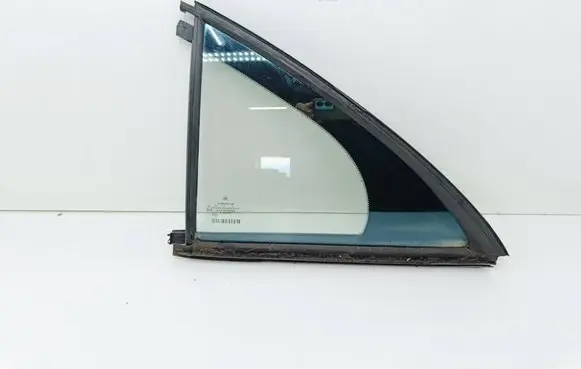 Mercedes-Benz S W221 Rear vent window glass 43R000590 E000249