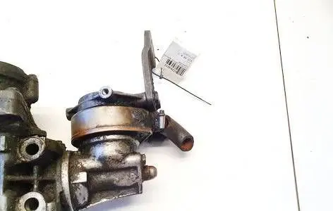 Engine oil radiator