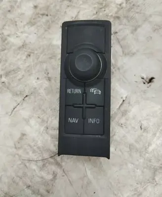 Multifunctional control switch/knob