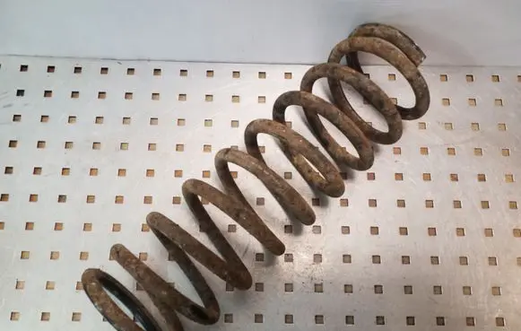 Jeep Grand Cherokee (WJ) Front coil spring