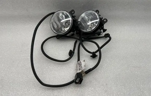 Smart ForTwo II Front fog light 89208691 240709138R A4535405522