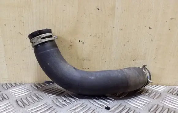 Ford Mondeo MK IV Engine coolant pipe/hose