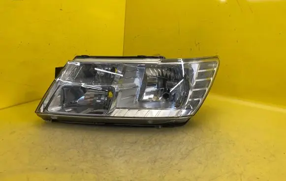 Fiat Freemont Headlight/headlamp 05067789AC