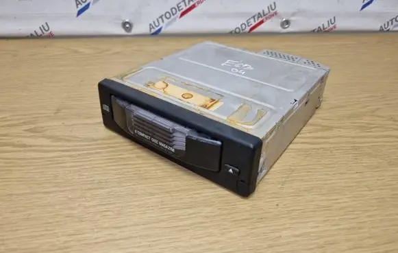 BMW 6 E63 E64 CD/DVD changer 6938975