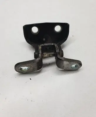 KIA Sorento Rear door upper hinge