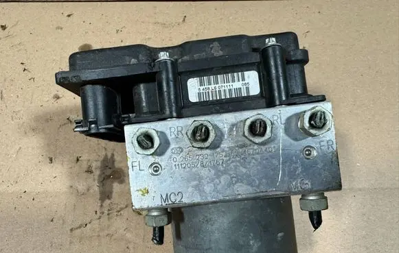 Mitsubishi Colt ABS Pump 0265800844