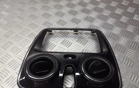 Dacia Lodgy Dashboard air vent grill cover trim 682604589R