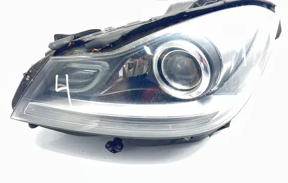 Mercedes-Benz C W204 Headlight/headlamp 1305236782