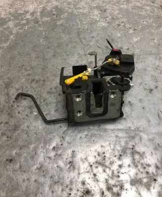 KIA Rio Rear door lock