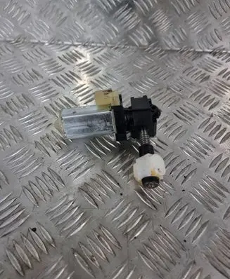 Opel Insignia B Seat adjustment motor 13589192