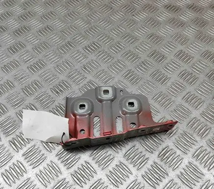 Renault Austral Fender mounting bracket 631220027R
