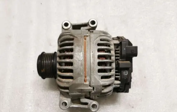 Audi A5 8T 8F Generator/alternator 06H903016L