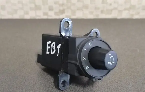 Honda Civic Headlight level height control switch M30424 M30421