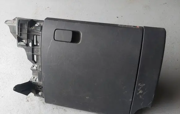 Volkswagen Up Glove box 1S1857097C