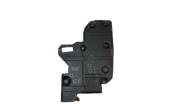 Rear underbody cover/under tray