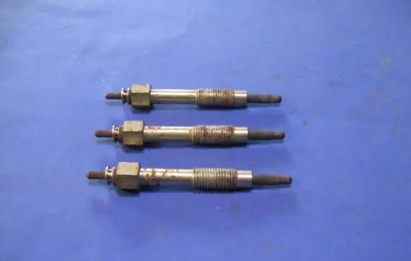 Nissan Primera Glow plug 3706