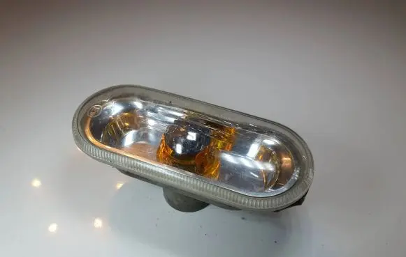 Seat Leon (1P) Front fender indicator light 6L0949117A