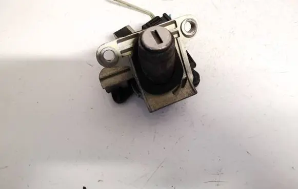 Audi A4 S4 B6 8E 8H Tailgate exterior lock 8d5827573