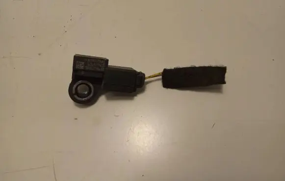Peugeot 308 Airbag deployment crash/impact sensor 9800395680 626527400