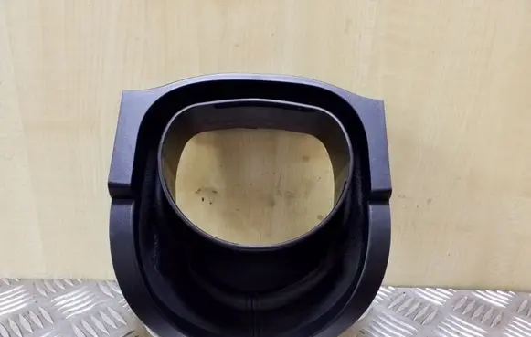 Steering wheel column trim