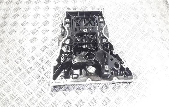 Mercedes-Benz E W212 other engine part 