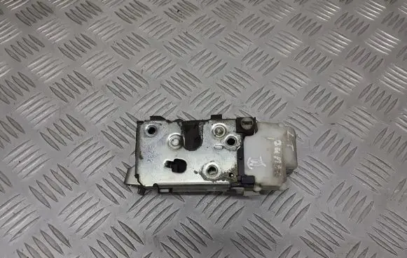 Fiat Punto (188) Rear door lock