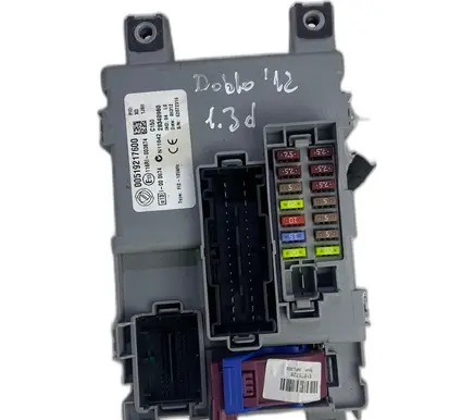 Fiat Doblo III Fuse box set 00519217600 28340960