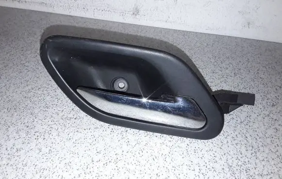BMW 5 E39 Rear door interior handle 8226050