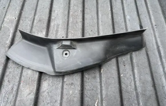 Mercedes-Benz E W213 Rear/tail light trim molding A2136900802