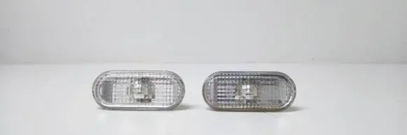 Volkswagen Bora Front fender indicator light 1J5949117A