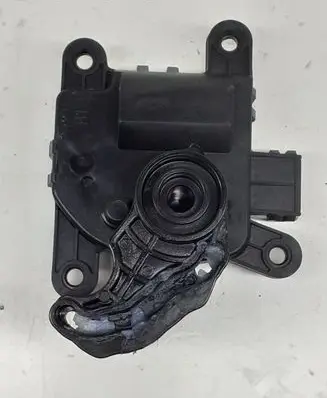 Hyundai Kona I Air flap motor/actuator H400730881