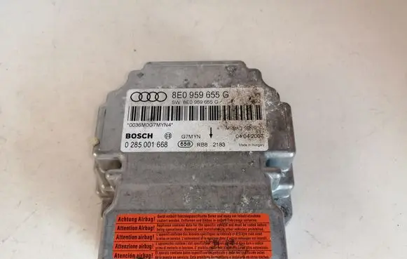 Audi A4 S4 B7 8E 8H Airbag control unit/module 8E0959655G 0285001668