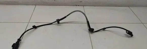 Ford Fiesta ABS brake wheel speed sensor CF330