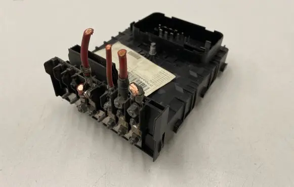 Volkswagen Touran I Fuse module 1K0937820b 0703486276