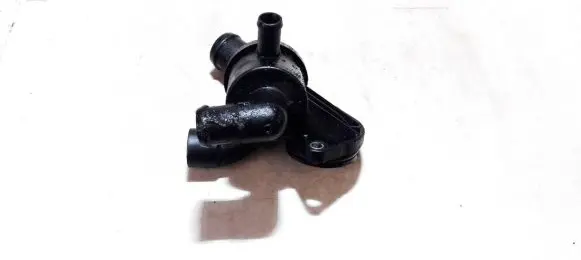 Volkswagen Caddy Engine coolant pipe/hose 03L121111AE V7549004