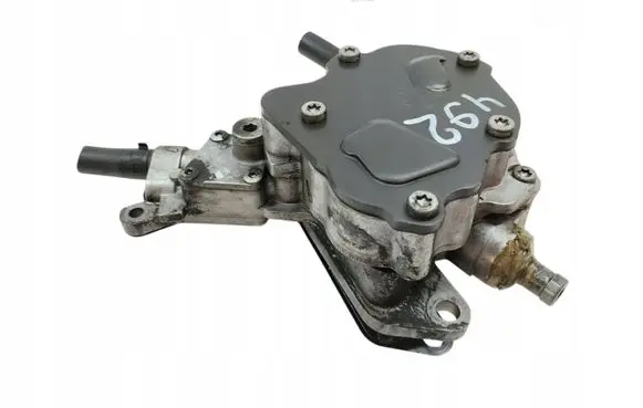 Volkswagen PASSAT B5.5 Vacuum pump 038145209K
