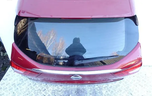 Nissan Qashqai Tailgate/trunk/boot lid nipae